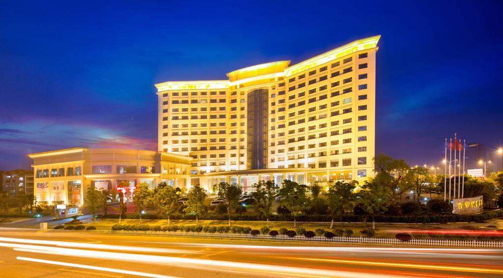 The Grand Plaza Hotel Цзиань Экстерьер фото