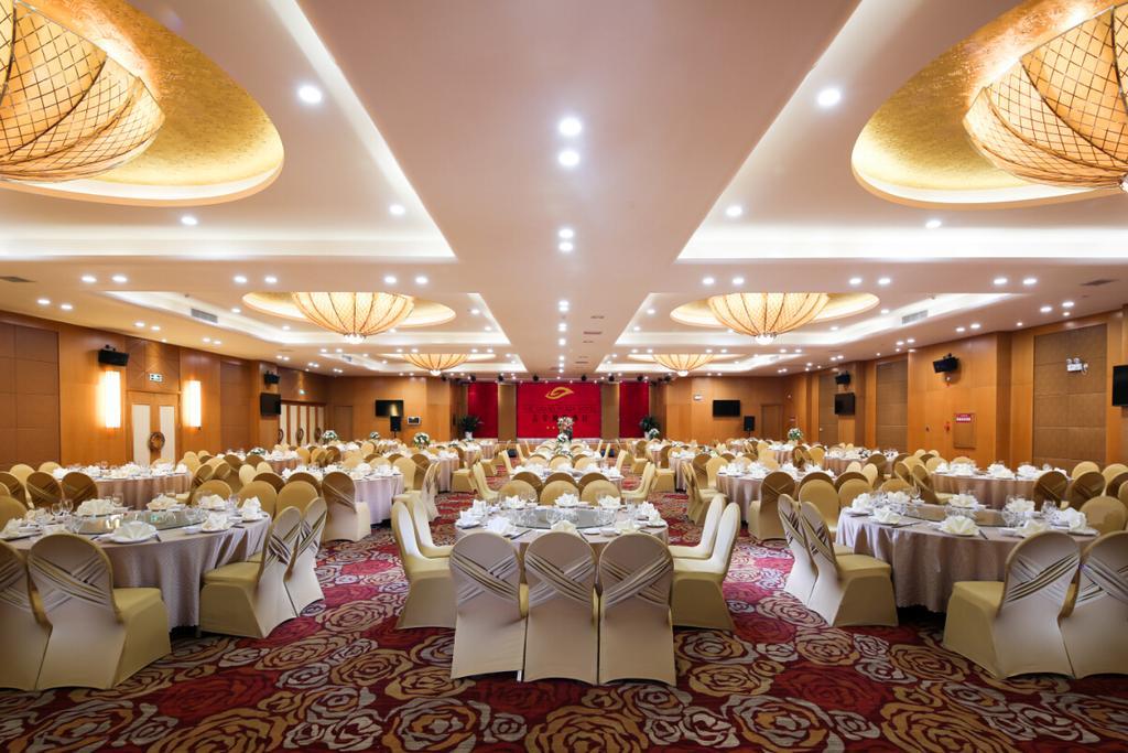The Grand Plaza Hotel Цзиань Экстерьер фото