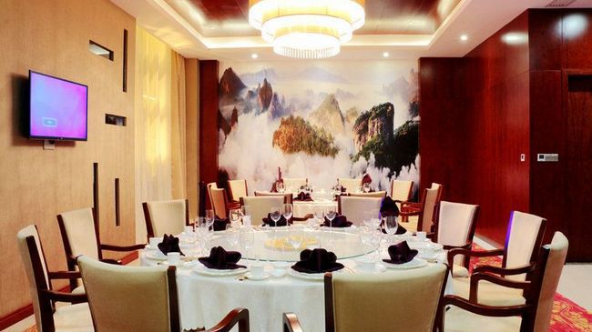 The Grand Plaza Hotel Цзиань Ресторан фото